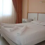 Golden Moon Hotel de apartamente 2*