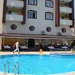 Hotel de apartamente Golden Moon 2*