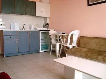 아파트호텔 Golden Moon 2*