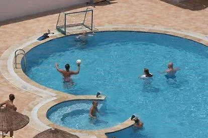 아파트호텔 Golden Moon 쿠사다시