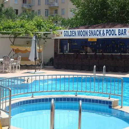 Golden Moon 아파트호텔 2*