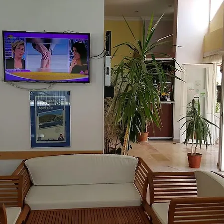Hotel de apartamente Golden Moon 4*