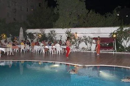 Hotel de apartamente Golden Moon 4*