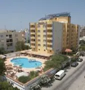 شقة فندقية Golden Moon كوشاداسيه