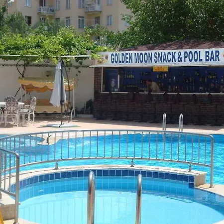 Golden Moon شقة فندقية 2*
